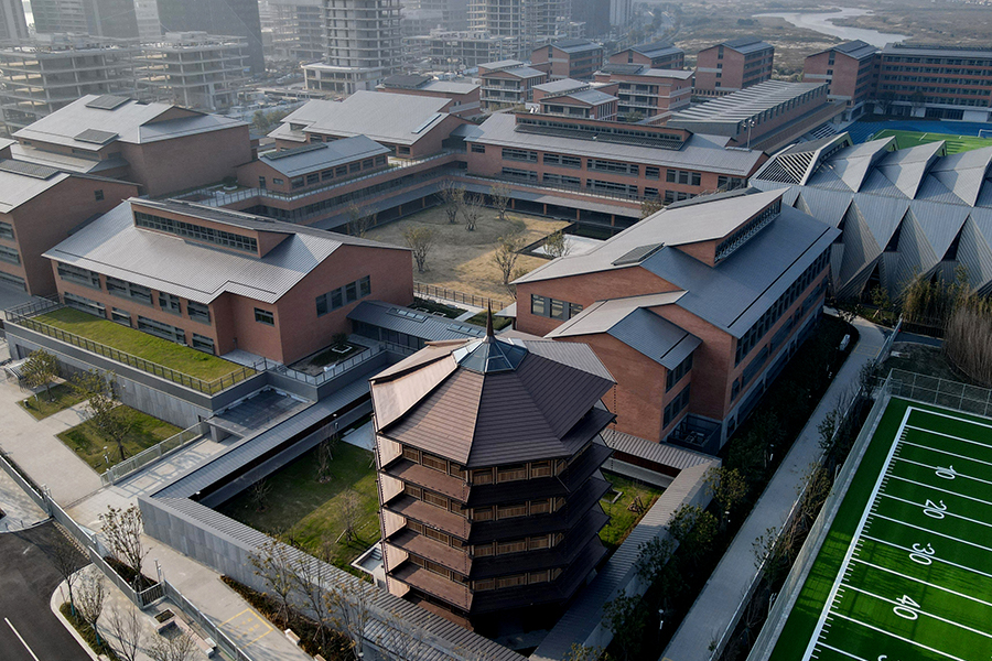 Proyek Atap Sekolah Danau Dishui